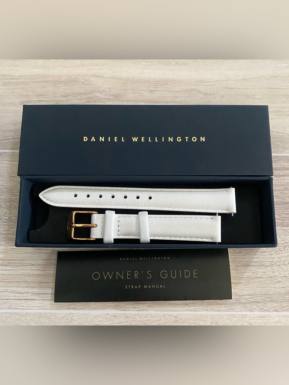 Daniel Wellington petite Bristol leather watch band